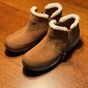 Brown Winter Rain Boots with Fluffy Lining and Sturdy Sole